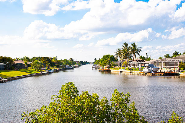 istock Canal in Florida 181061554