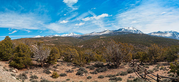 istock La Sal Mountains, Moab, Utah, USA 181061665