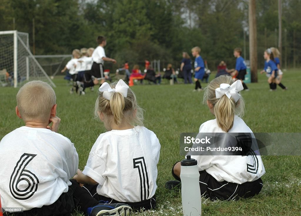 Jugend-Fußball – auf Sie warten, um sie In - Lizenzfrei Auswechselspieler Stock-Foto