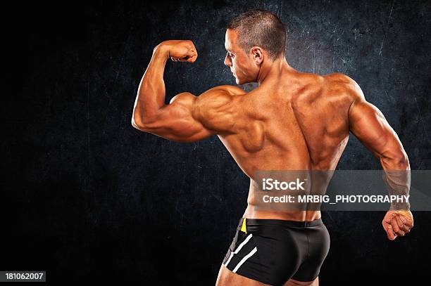 Zróbmy Flex - zdjęcia stockowe i więcej obrazów Aktywny tryb życia - Aktywny tryb życia, Biceps, Ciało ludzkie