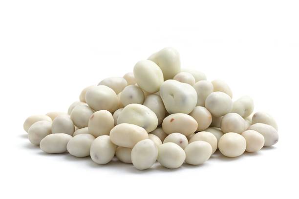 istock Yogurt coated peanuts and raisins 181062185