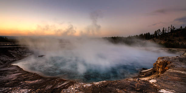 Excelsior Geyser Crater-Parc National de Yellowstone - Photo