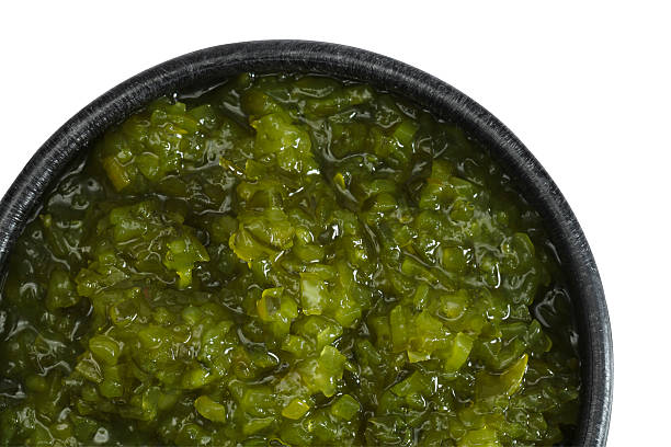 picadillo de pepinillos en vinagre - pickle relish fotografías e imágenes de stock