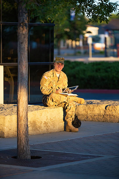 istock American Soldier at campus 181067839