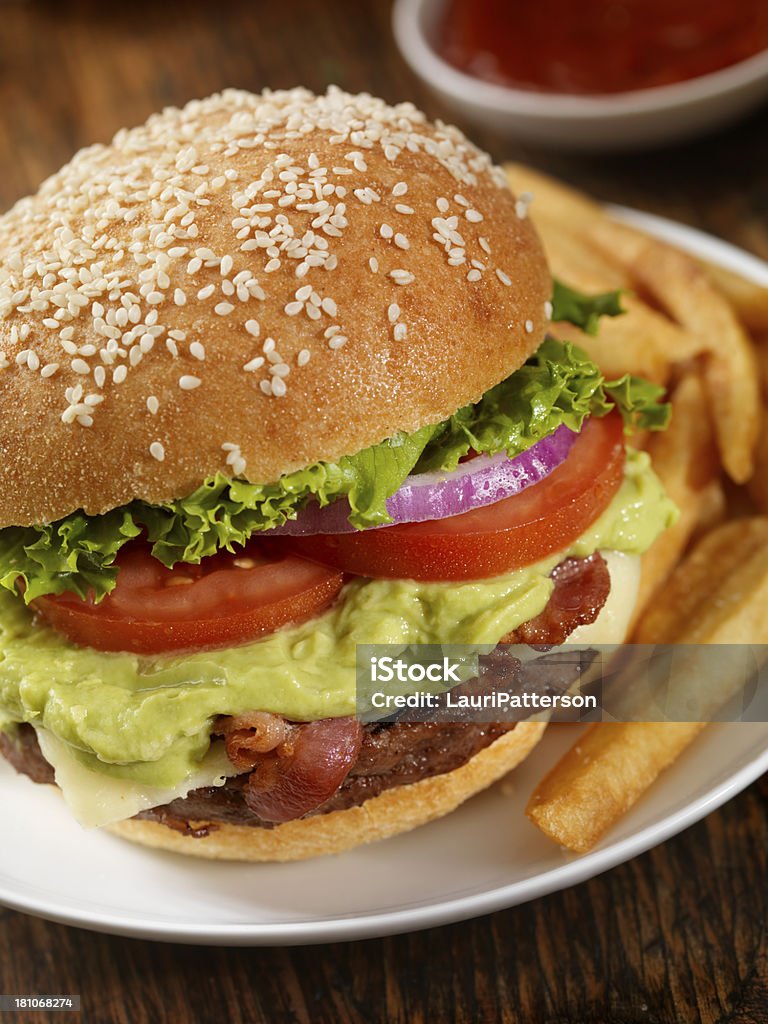 El Guacamole tocino hamburguesa - Foto de stock de Abierto libre de derechos