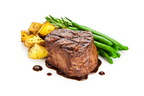 филе миньон - steak filet mignon beef tenderloin стоковые фото и изображения