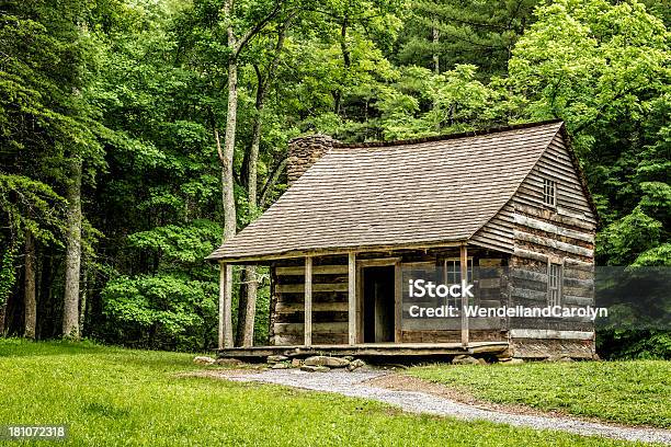 Pioneer Cabin In The Smoky Mountains Stock Photo - Download Image Now - Log Cabin, Woodland, Mountain
