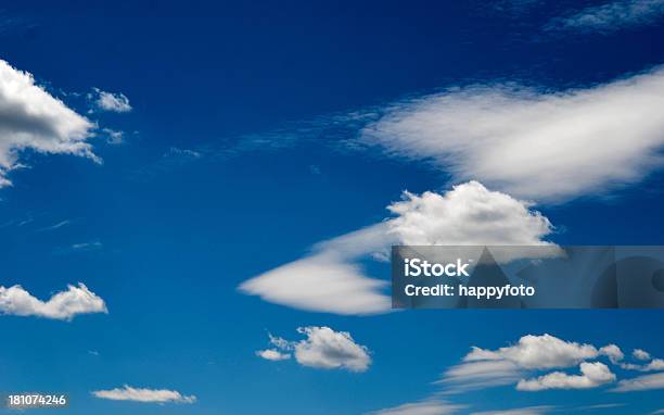 空の背景 - ふわふわのストックフォトや画像を多数ご用意 - ふわふわ, まぶしい, やわらか