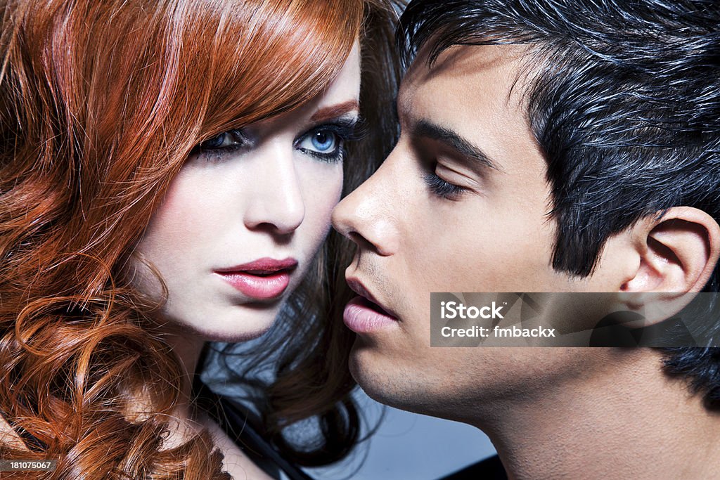 Bela jovem Hetero casal - Foto de stock de Casal royalty-free