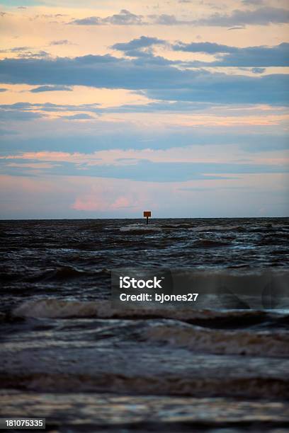 Foto de Praia Da Ilha De St Simons e mais fotos de stock de Areia - Areia, Azul, Céu - Fenômeno natural