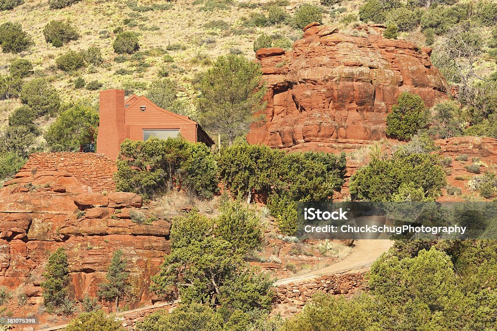 Red Rock casa das montanhas do deserto - Foto de stock de Casa royalty-free