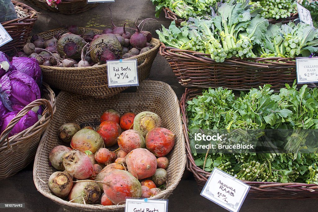 Marché fermier de légumes - Photo de Betterave libre de droits