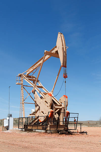 istock North Dakota Oil Pump 181076314