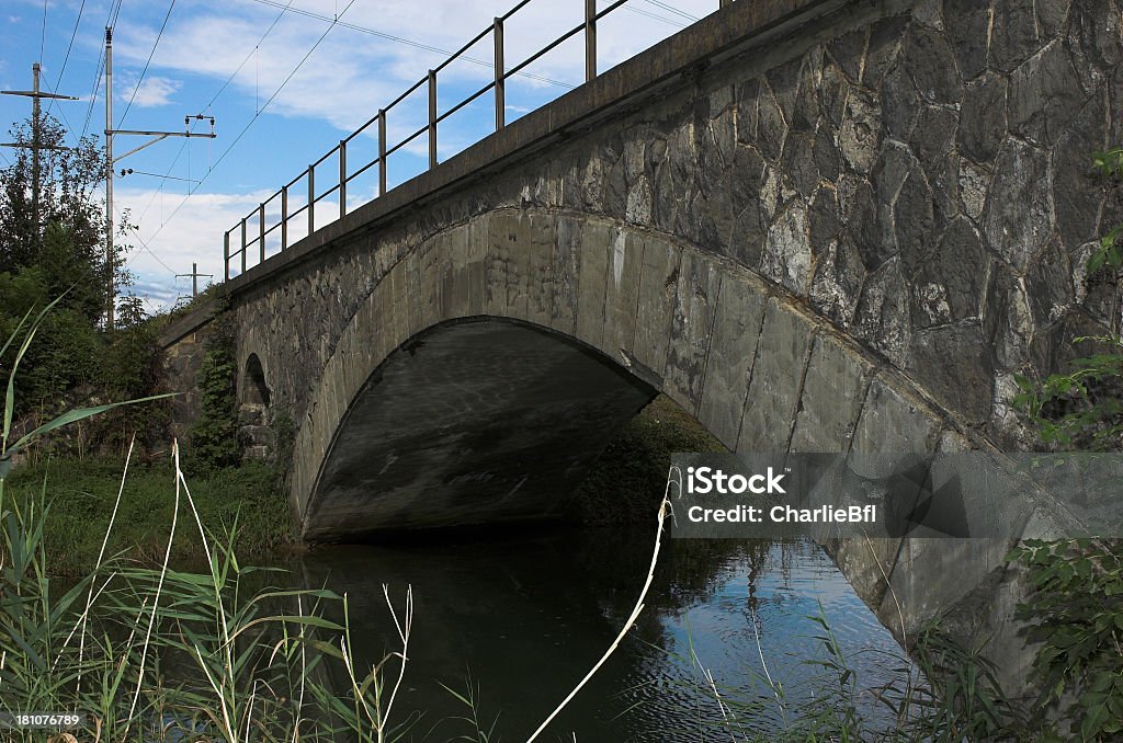 ダイナミック古い橋 - アーケードのロイヤリティフリーストックフォト