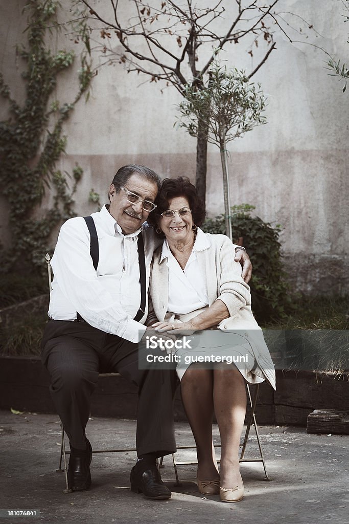 Vintage Retrato de um casal de idosos típicos italianos - Royalty-free Adulto Foto de stock