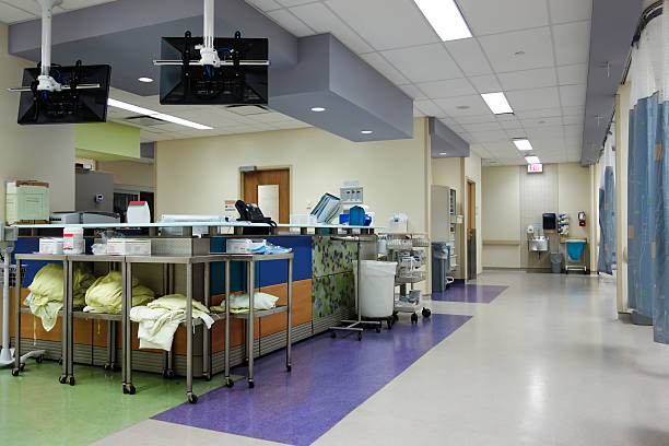 istock Hospital Emergency Room 181077062