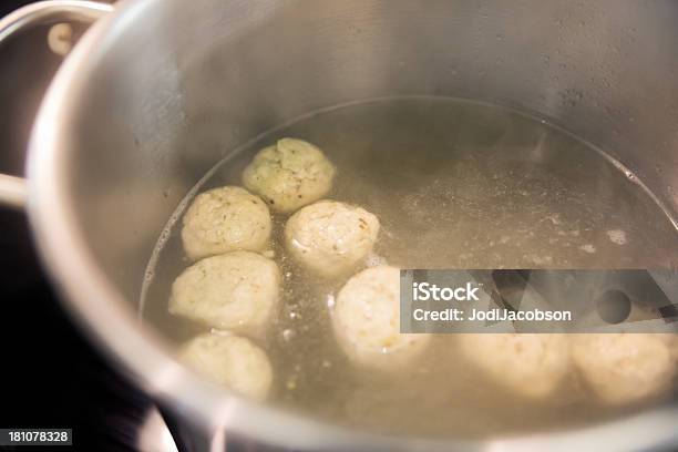 Что Matzoh Мячей — стоковые фотографии и другие картинки Без людей - Без людей, Вода, Горизонтальный