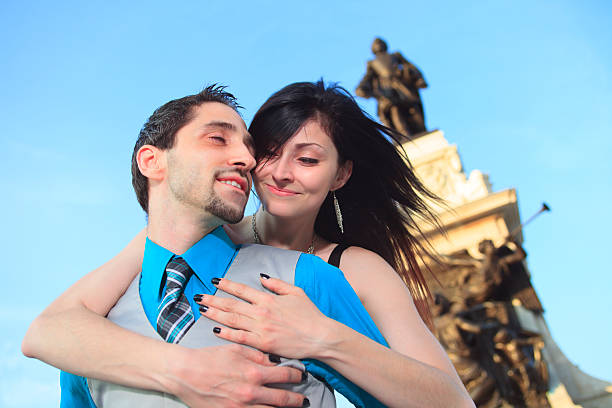 istock Close Couple Statue on Background 181078803