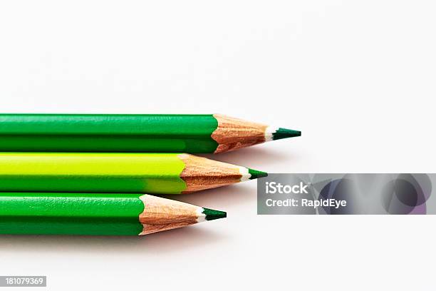 Diese Weise Für Die Grüne Zone Bleistift Buntstifte Zeigt Nach Rechts Stockfoto und mehr Bilder von Bleistift