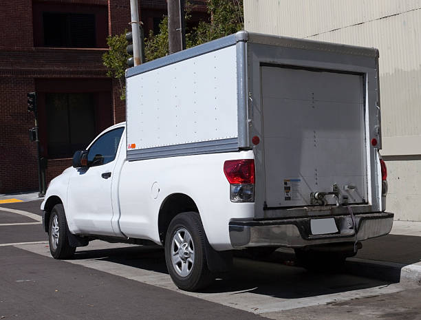 istock Delivery Truck 181080796