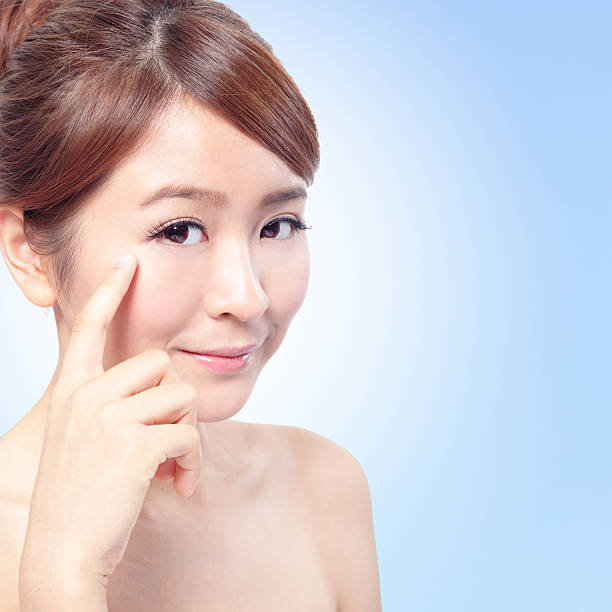 istock Beauty eye care concept 181081238