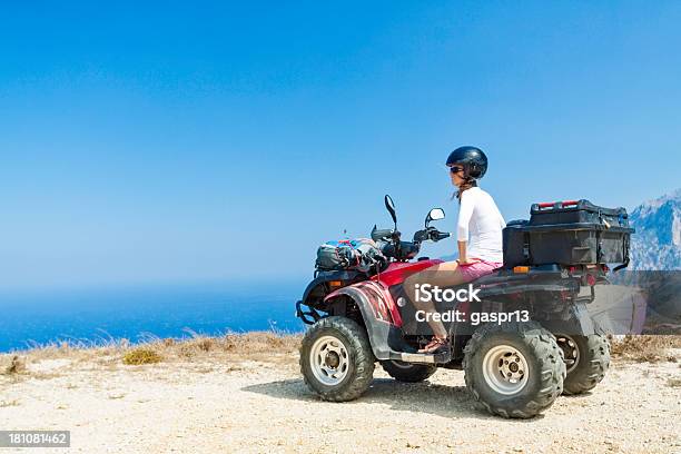 Photo libre de droit de Atv Quatre Wheeler Expédition banque d'images et plus d'images libres de droit de Quad - Quad, Femmes, Une seule femme