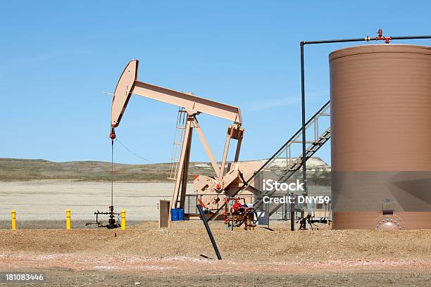 Северная Дакота Нефтяной Насос — стоковые фотографии и другие картинки Северная Дакота - Северная Дакота, Machinery, Без людей