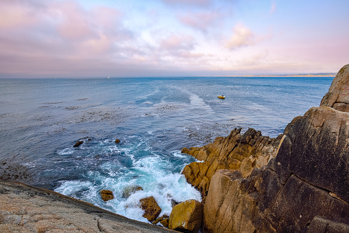 Lovers Point State Marine Reserve (SMR) is one of four small marine protected areas located near the cities of Monterey and Pacific Grove, at the southern end of Monterey Bay on California’s central coast.