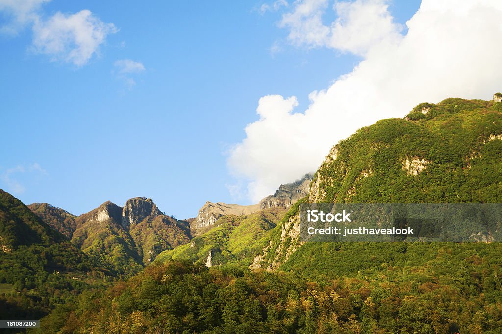 Montagnes autour du Lac de Lugano - Photo de Alpes européennes libre de droits