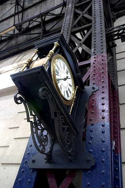 istock Argentine, Retiro Train Station Watch 181087890