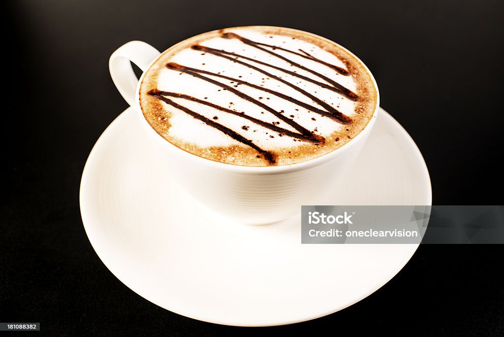 ¿Le gustaría disfrutar de un capuchino - Foto de stock de Adorno de espuma libre de derechos