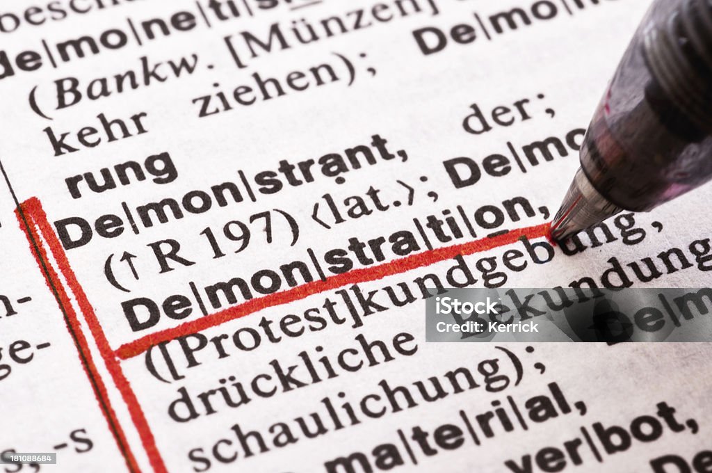 Demonstration – deutsche Wort Abbildung - Lizenzfrei Brief - Dokument Stock-Foto