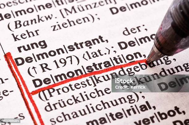 Demonstration Deutsche Wort Abbildung Stockfoto und mehr Bilder von Brief - Dokument - Brief - Dokument, Buch, Buchseite