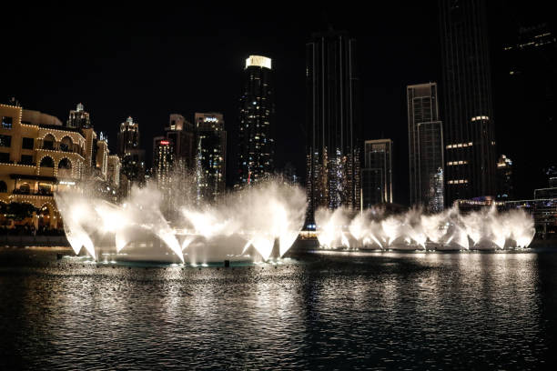 istock UAE Dubai The Dubai Fountain 1810888839