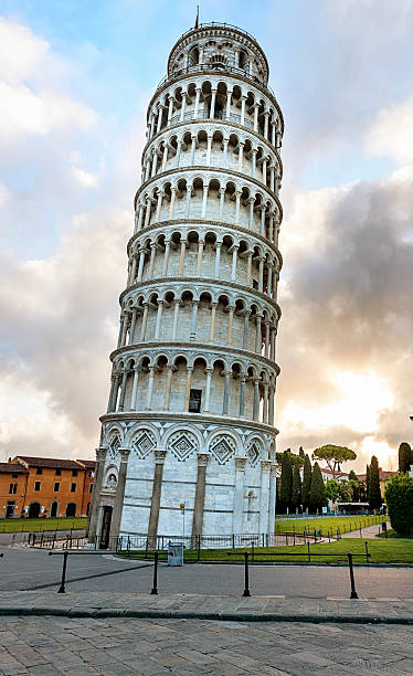 istock leaning Tower of Pisa at dawn 181090271