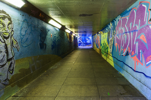 Tunnel and graffitti
