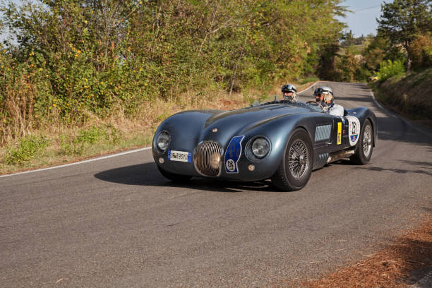 Racing car Jaguar C-Type in classic car race Gran Premio Nuvolari, on September 17, 2023 in Predapppio, FC, Italy Racing car Jaguar C-Type in classic car race Gran Premio Nuvolari, on September 17, 2023 in Predapppio, FC, Italy premio stock pictures, royalty-free photos & images