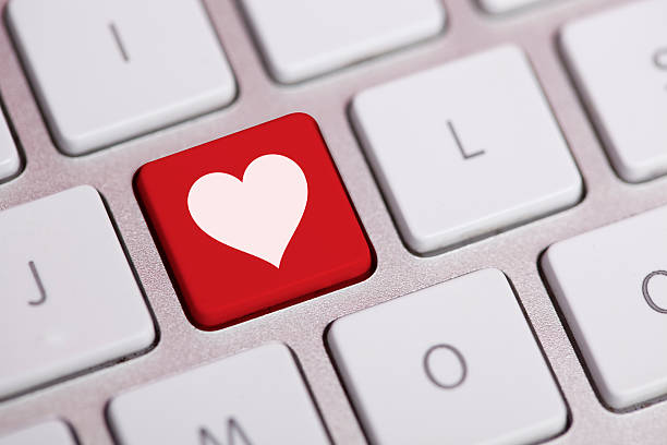 istock Online Love-Date Concept on Keyboard 181093291