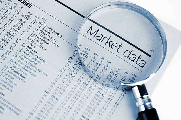 analiza rynku akcji - interest rate finance financial page financial figures zdjęcia i obrazy z banku zdjęć