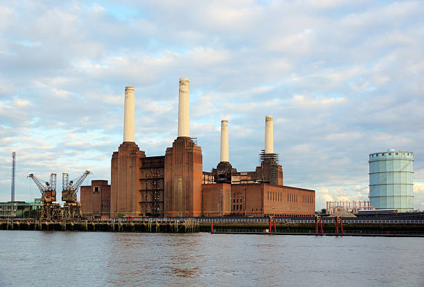 istock Battersea power station 181099756