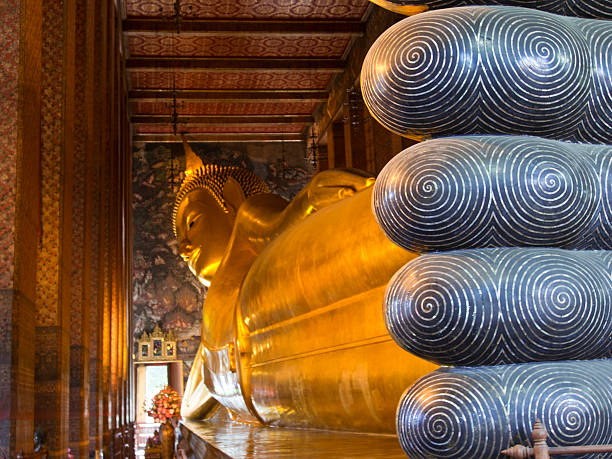 istock Buddha in the wat pho temple 181100411