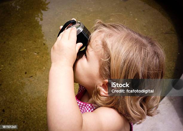 Photo libre de droit de Little Photographe banque d'images et plus d'images libres de droit de 2-3 ans - 2-3 ans, Appareil photo, Cheveux blonds