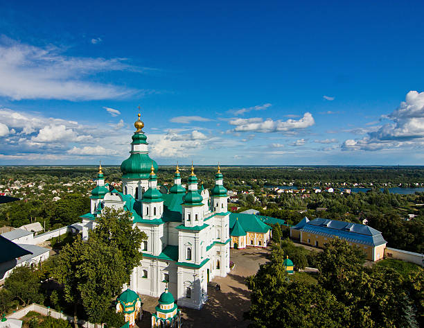 istock Trinity-Ilna Monastery of Chernihiv from the belfry 181117387
