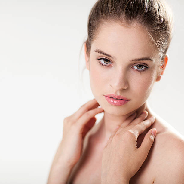 istock Beautiful Woman 181118996