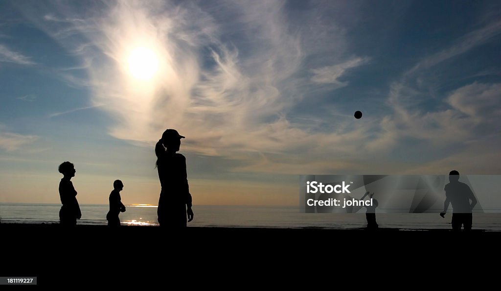 Match de base-ball sur la plage - Photo de Balle ou ballon libre de droits