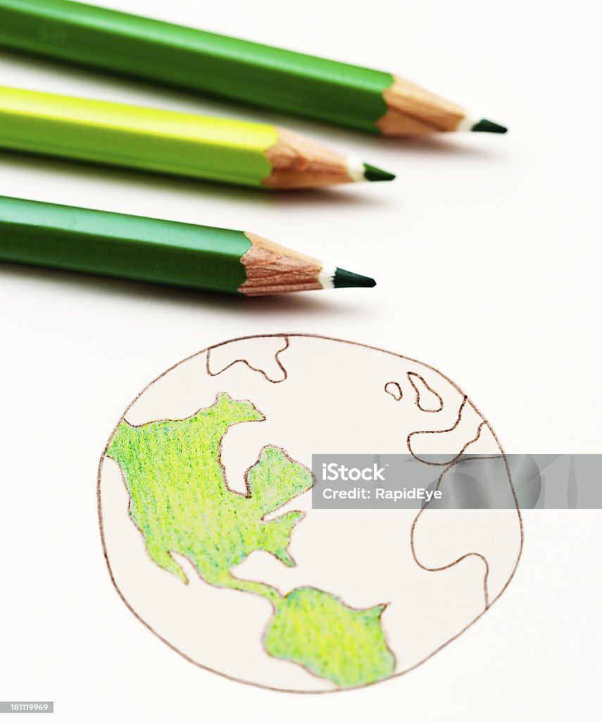 3 つの緑のペンシルクレヨンカラーの手描きの世界地図 - カラー画像のロイヤリティフリーストックフォト
