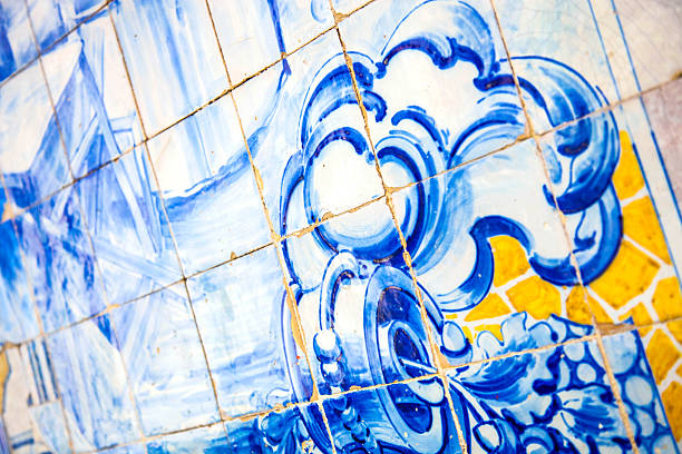 São Luiz do Maranhão at some point has been colonized by the Portugueses, and they've left their signature at the beautiful ornate tiles on the walls of many buildings.