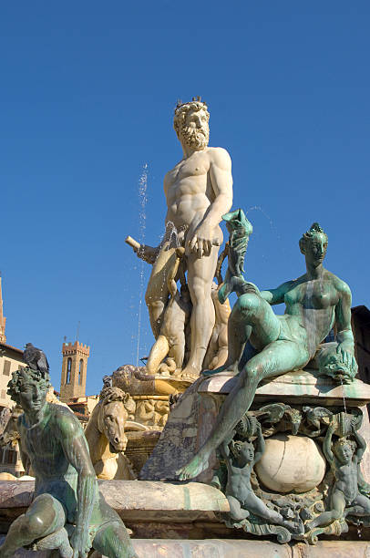해왕성, 황후상 guccio 가 이탈리아 - neptune naked statue art 뉴스 사진 이미지
