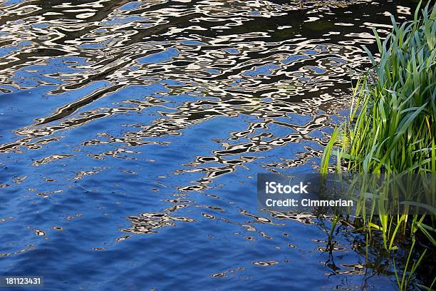 Foto de Fantactic Textura De Água e mais fotos de stock de Azul - Azul, Azul escuro - Azul, Desenho de Ondas