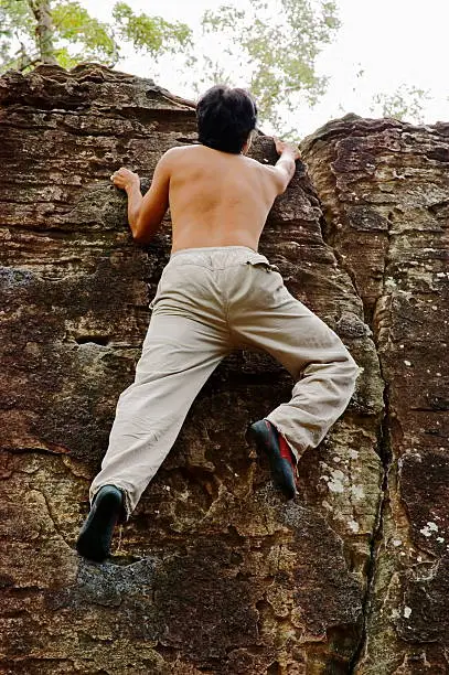 "Bouldering at Linfield Rocks, Australia"